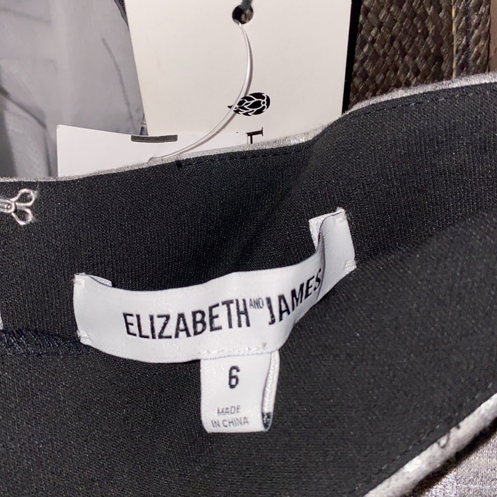 Elizabeth And James Skirt View 3